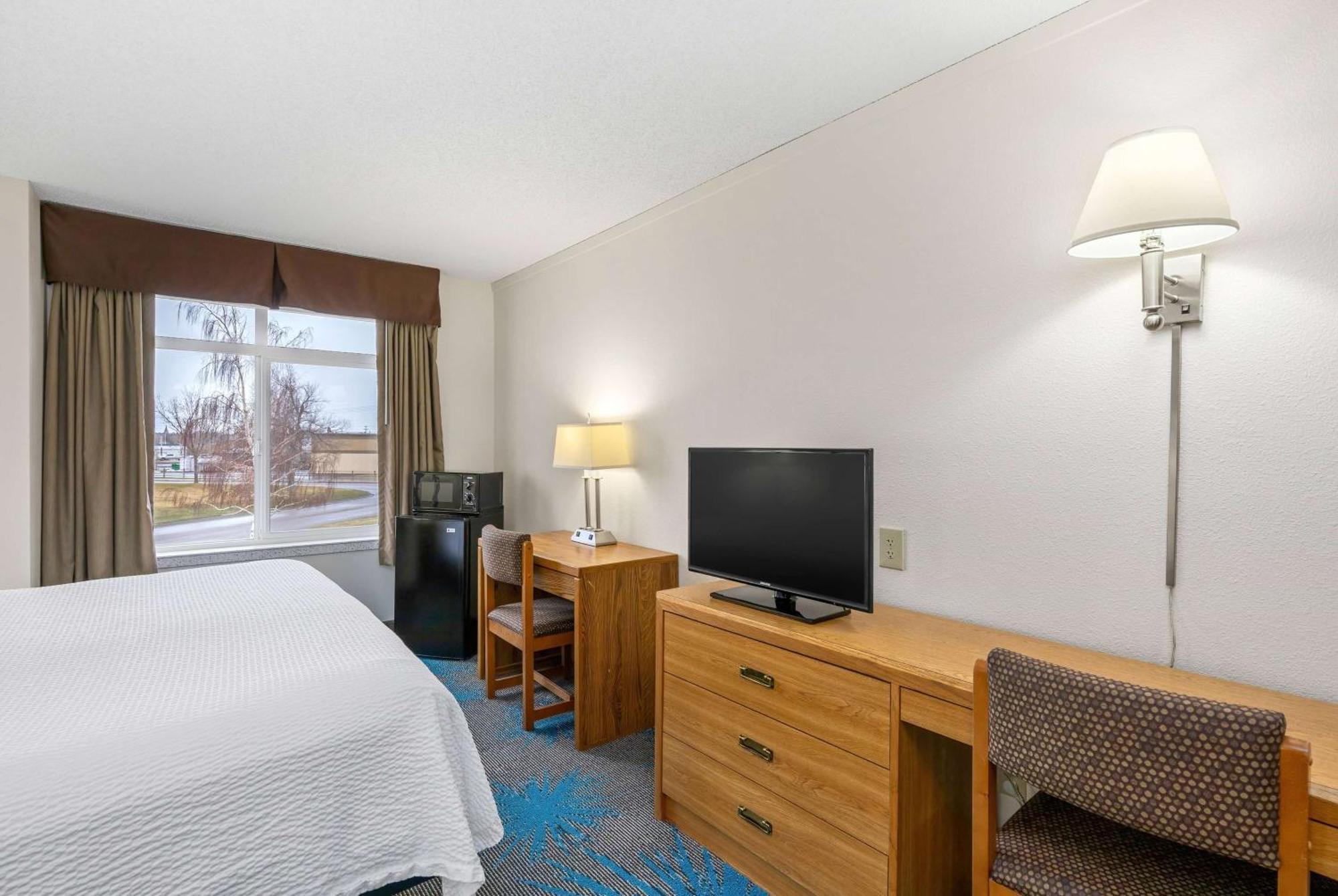 Days Inn By Wyndham Great Falls Exterior foto